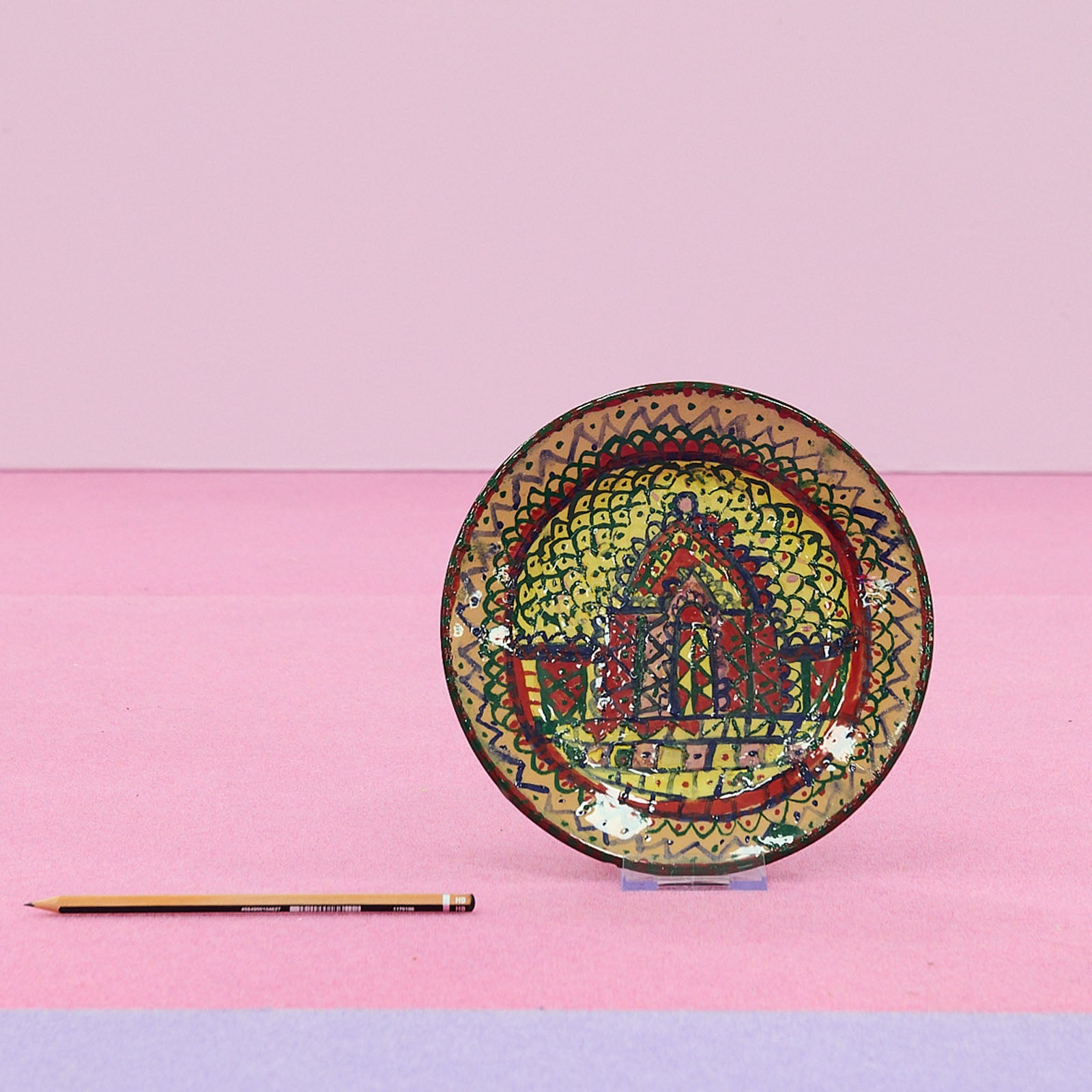 Crocifissa Nobile - Assiette à motif architectural stylisé